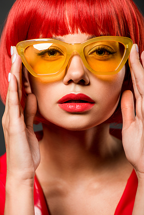 유토이미지 Close Up Portrait Of Beautiful Young Woman In Vintage Yellow Sunglasses 
