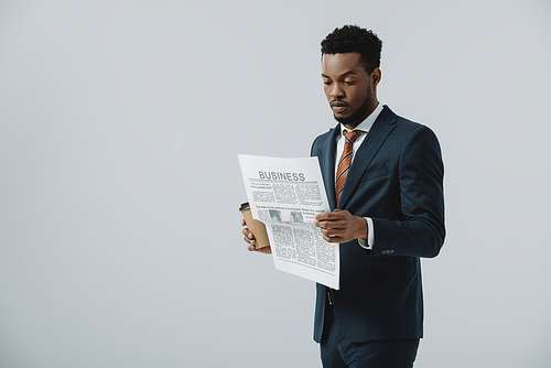 유토이미지 Handsome Bearded African American Man Reading Business