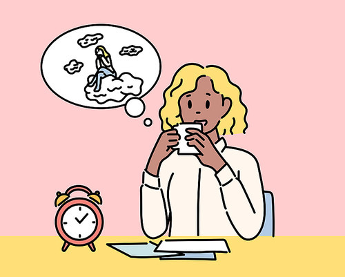한 여성이 책상에 앉아 커피를 마시며 쉬고있는 상상을 하고 있다.
