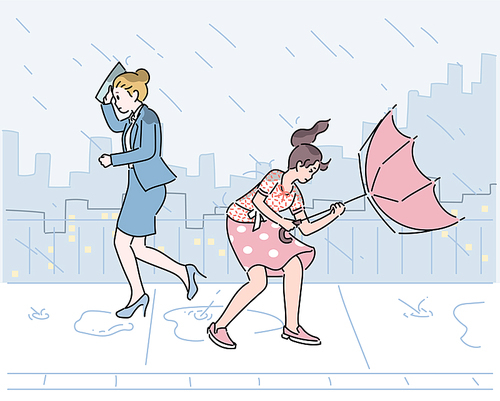 여성들이 비가 오는 거리를 지나고 있다. 한여성의 우산이 바람에 뒤집혔다.