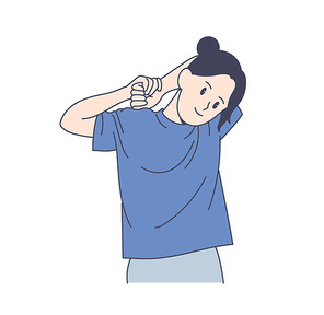 한 소녀가 어께를 스트레칭 하고 있다.