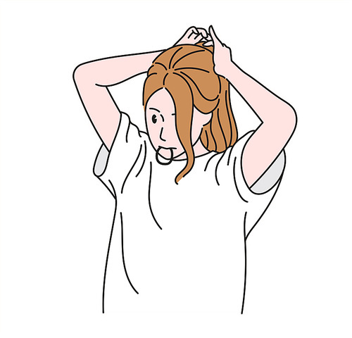 머리가 긴 여성이 고무줄을 입에 물고 머리를 묶고 있다. 손그림 스타일 일러스트레이션.