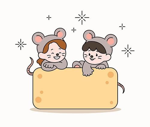 쥐 의상을 입은 귀여운 아이들이 치즈위에 앉아있다. 손그림 스타일 일러스트레이션.
