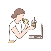 샌드위치와 커피를먹으며 컴퓨터를 하는 여성. 손그림 스타일 일러스트레이션.
