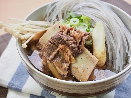 한국 전통음식 소고기 갈비탕, 식사