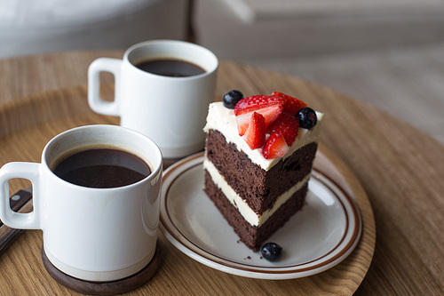 케이크와 커피
