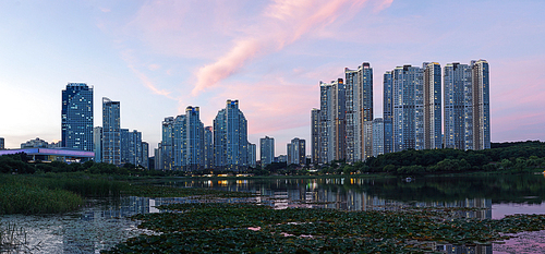 경기도 수원 광교호수공원 노을