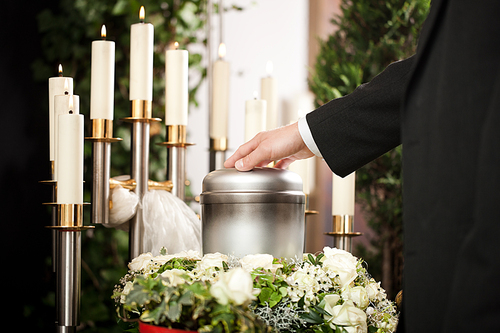 Religion, death and dolor  - funeral and cemetery; urn funeral