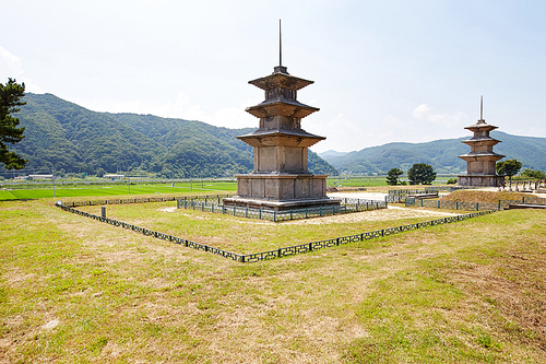 경주감은사지동서삼층석탑(국보112호),감은사지,경주시,경북,한국