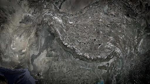 7개의 하말라야 산맥 중 스팬틱 골든피크의 위치를 보여주는 CG 영상