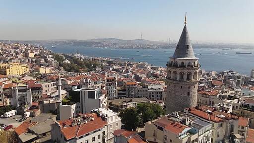 이스탄불 보스포러스 해협과 이스탄불 시내 항공 영상